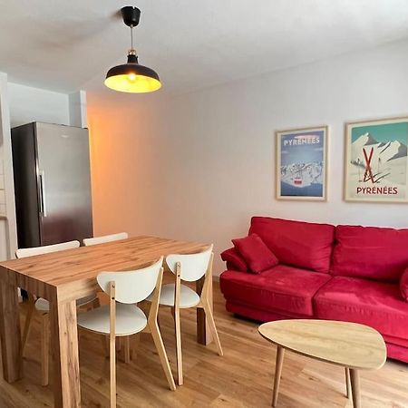 T3 Centre Ville Avec Parking, Balcon Et Wifi. 5P. Cauterets Exterior photo